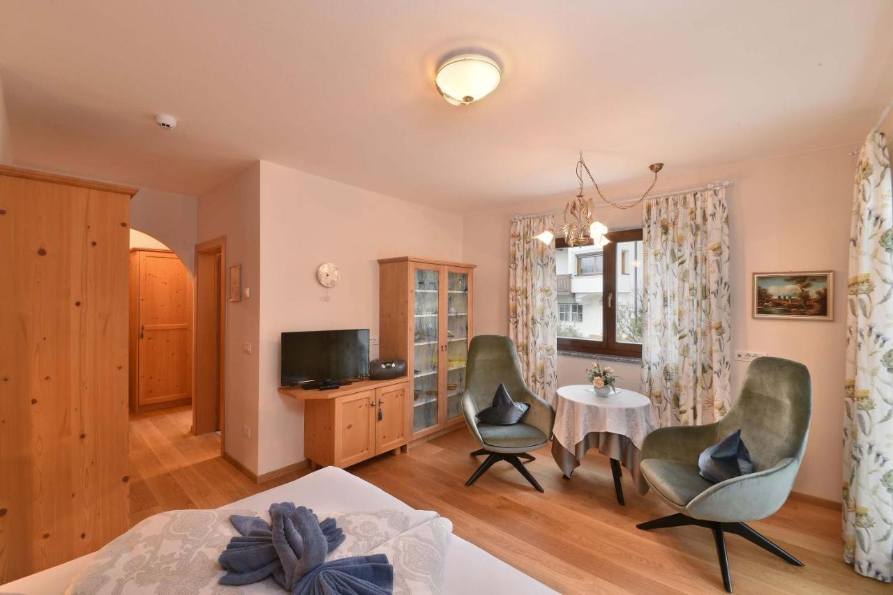 Residence Boutique Sonne Schenna Εξωτερικό φωτογραφία