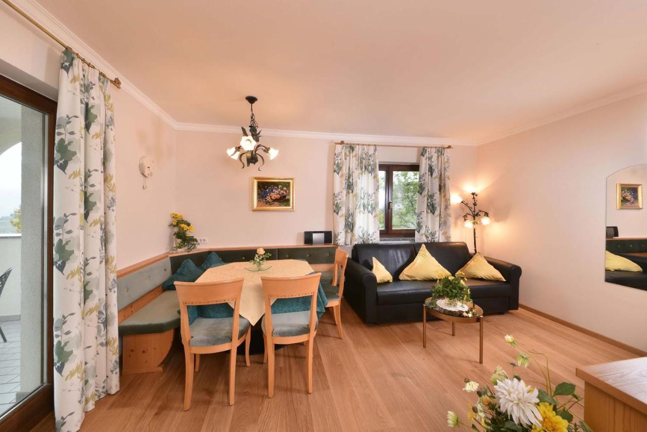 Residence Boutique Sonne Schenna Εξωτερικό φωτογραφία